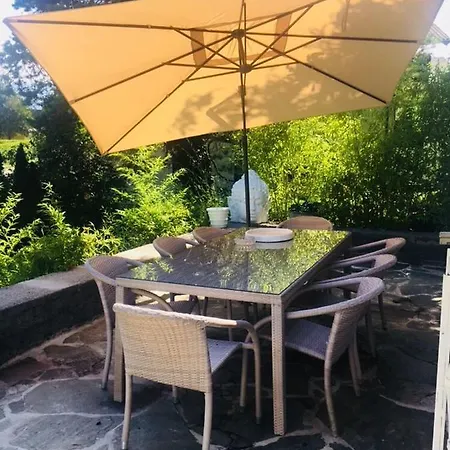 Βίλα Townhouse Riva, Prime Location In The City Of Salzburg, 1000m2 Backyard